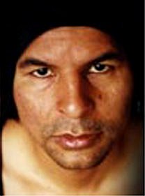 Efraim Medina Reyes è uno scrittore colombiano. In Italia ha pubblicato C&#39;era una volta l&#39;amore ma ho dovuto ammazzarlo (Feltrinelli 2003) e Sarah e le ... - efraim-medina-reyes